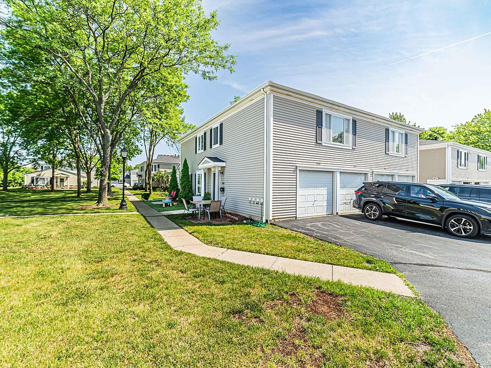 1st image of 1566 Cove Dr #1566