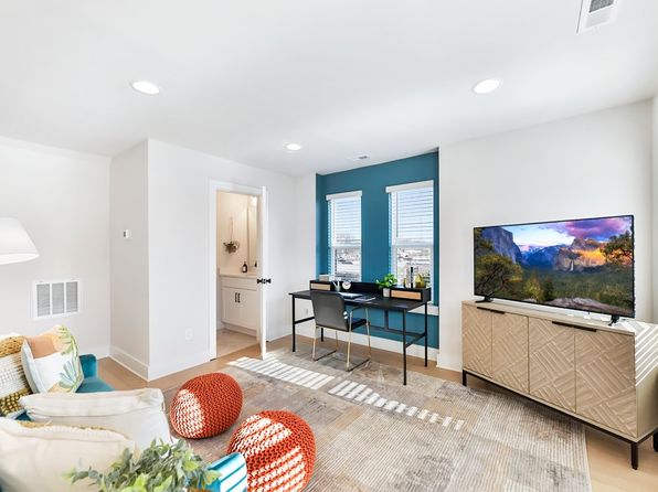 charlotte-north-carolina-448464058 picture