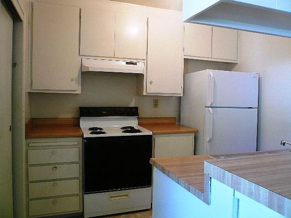 Includes Stove & Fridge