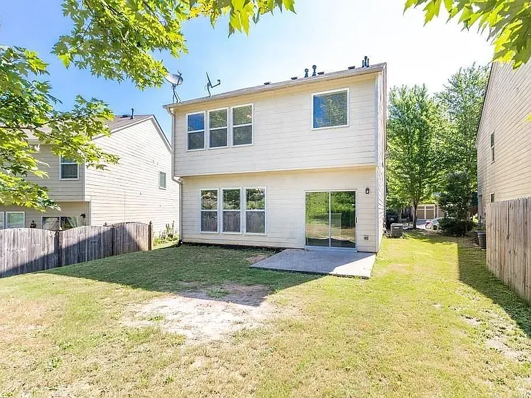 5640 Sterling Ct — Photo 15