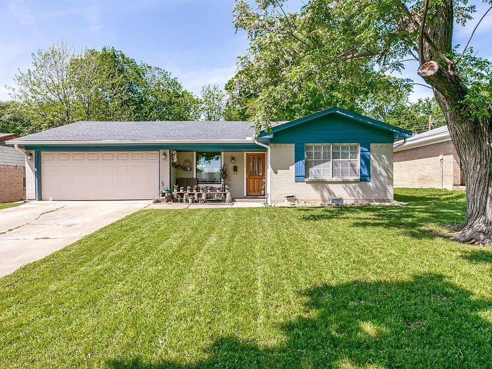 1st image of 8605 Graywood Dr