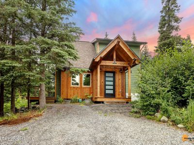 12121 Ginami St, Anchorage, AK, 99516