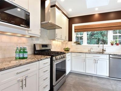 407 3rd Ave, Pelham, NY, 10803