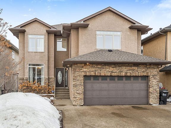 2nd image of 412 Cowan Point E