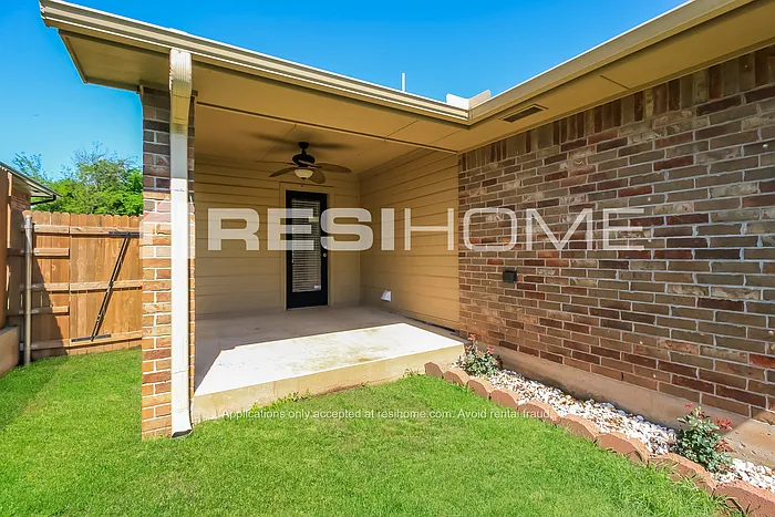 509 Crestland Dr — Photo 13