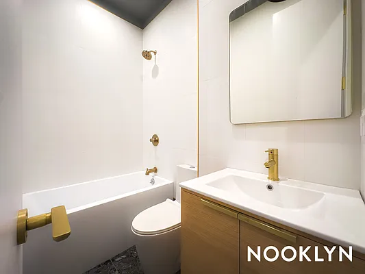 Rented by Jankos Group LLC | media 8