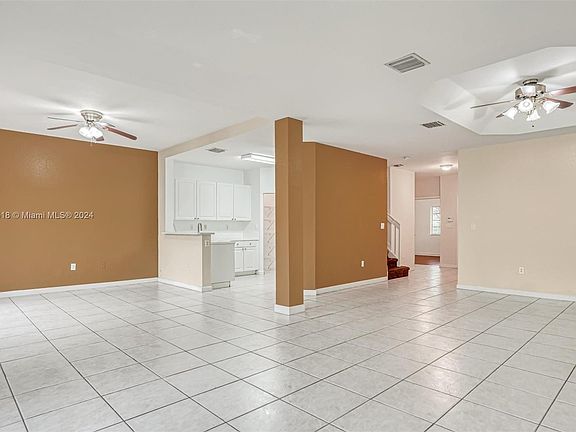 5th image of 11338 NW 72nd Ln