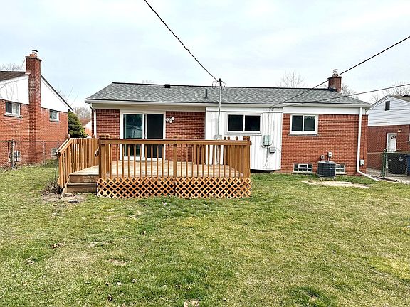 2nd image of 7339 Hartel St