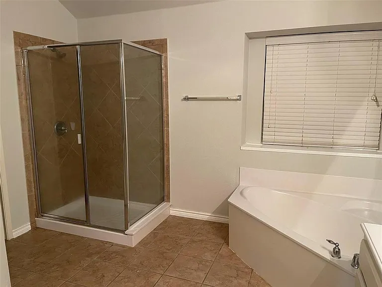 401 Sagebrush Trl — Photo 20