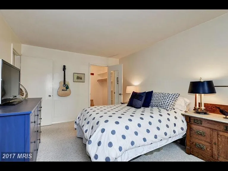 4555 Macarthur Blvd NW #111 — Photo 4