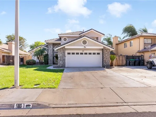 941 Coral Ave, Hemet, CA 92543