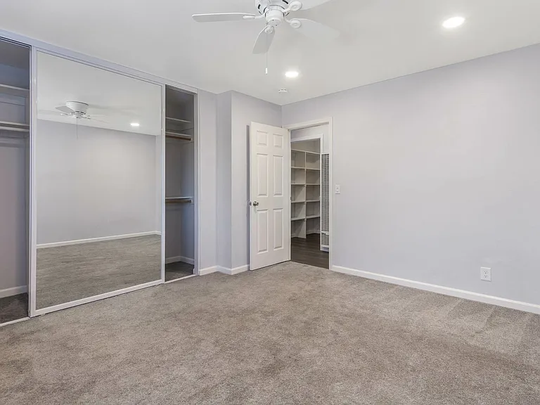 724 Central Ave — Photo 13