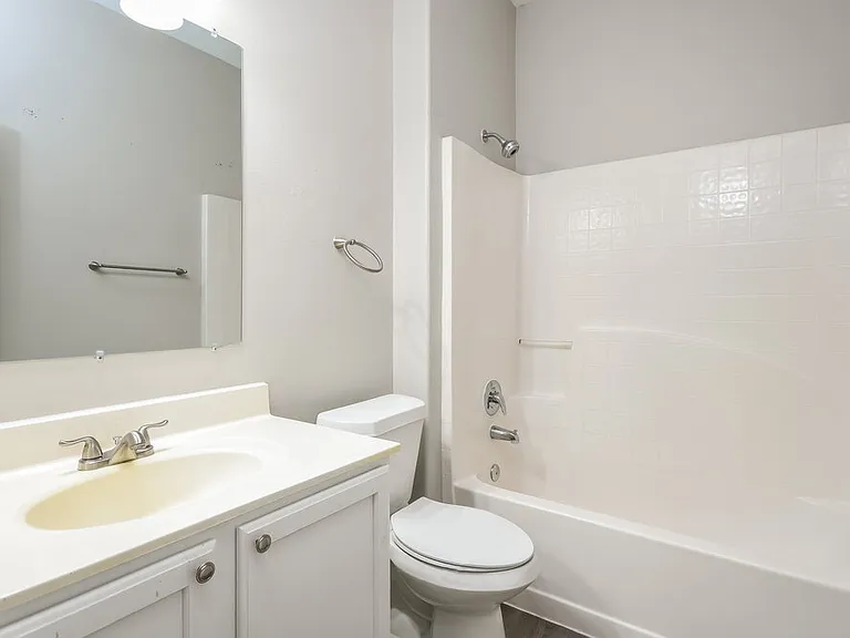 2716 Port Ct — Photo 16