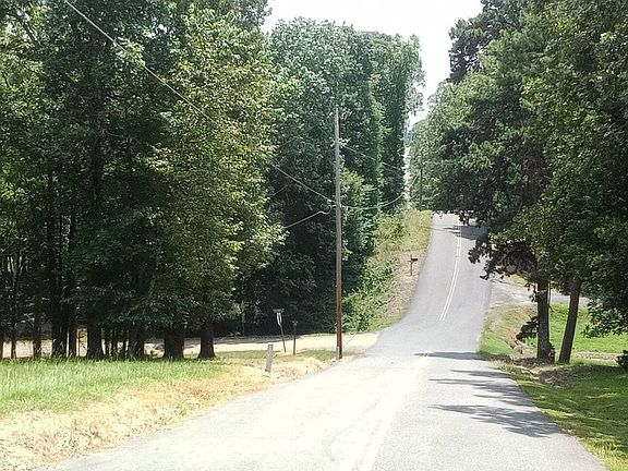 5th image of 511 N Ross Maddox Rd