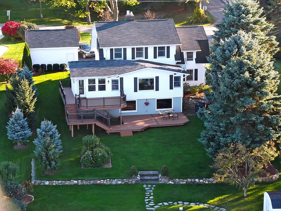 1st image of 1772 Lakesview Dr