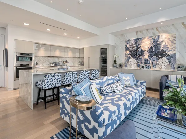 1918 Olive St APT 502, Dallas, TX 75201