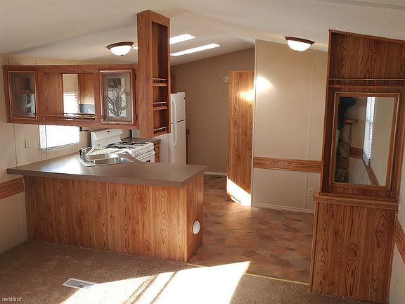 3rd image of 78 Saint Peters Dr