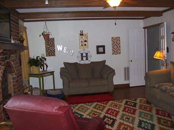 5th image of 1668 Robinhood Dr