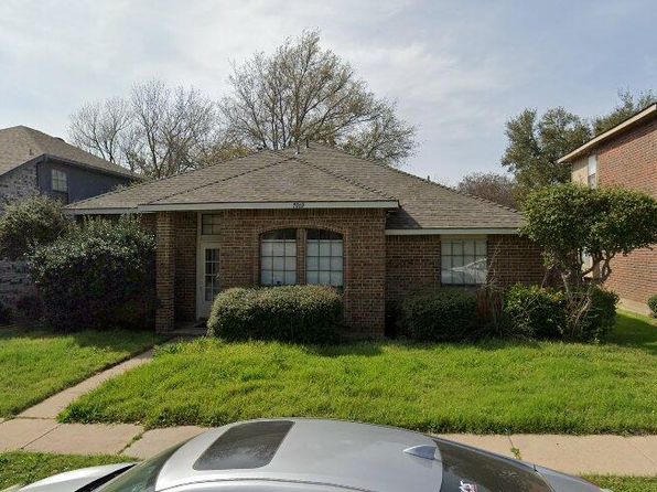 7709 Radford Cir
