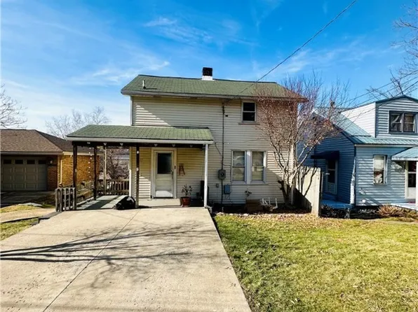 1019 Neville St, Follansbee, WV 26037