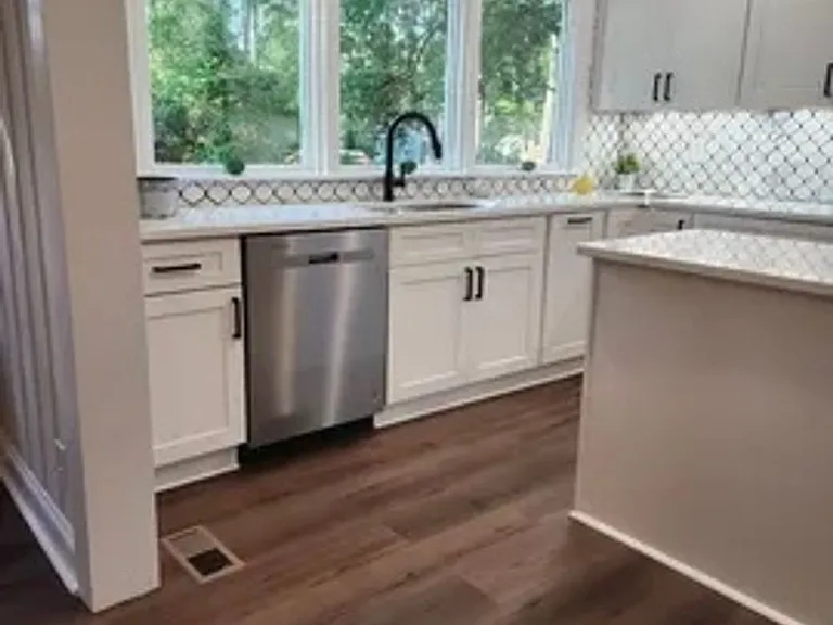2925 Forest Dr — Photo 4