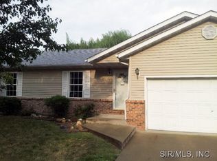 117 N 7th St, Dupo, IL 62239