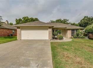 410 Dakota Dr, Joshua, TX 76058