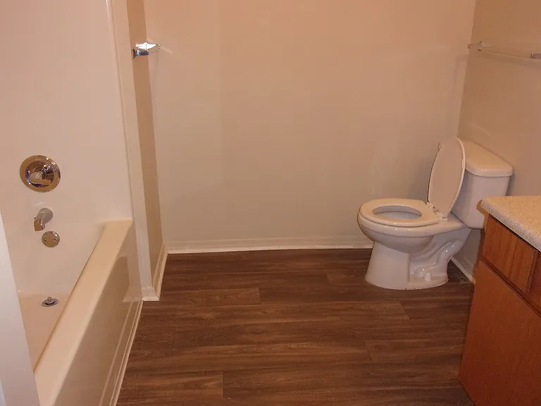 Westover Place Apartments — Photo 5