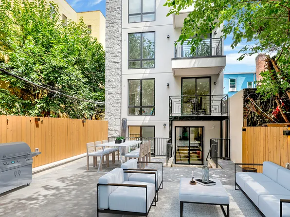 156 Tompkins Avenue image 1 of 15