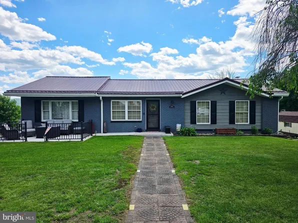 14124 Louise Dr SW, Cumberland, MD 21502