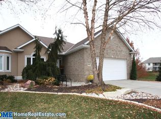 4624 Shirl Ct, Lincoln, NE 68516