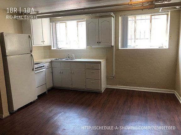 3rd image of 1030 N Pearl St APT 17