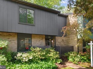 1815 Ivy Oak Sq #58, Reston, VA 20190