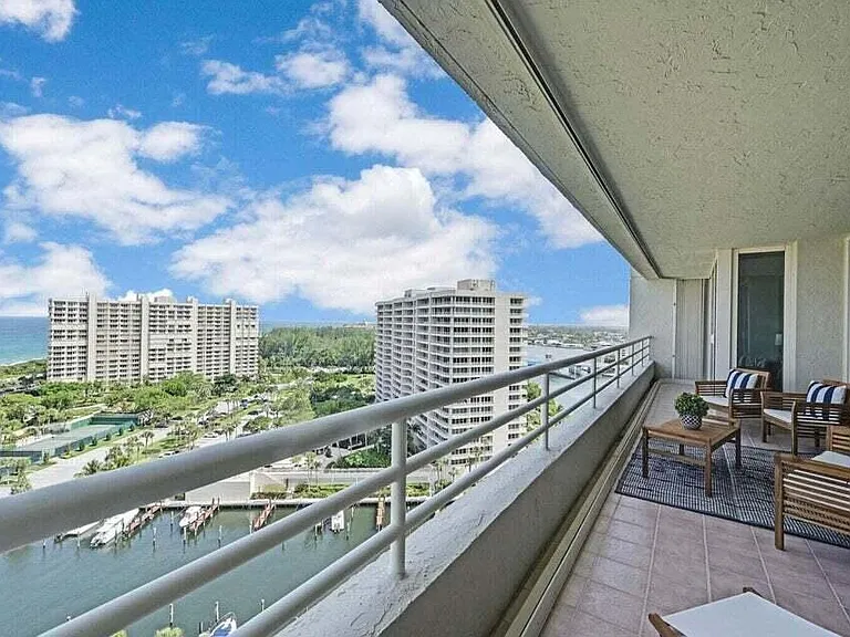 4201 N Ocean Blvd #1605 — Photo 2