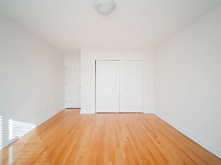 Bedroom - #305