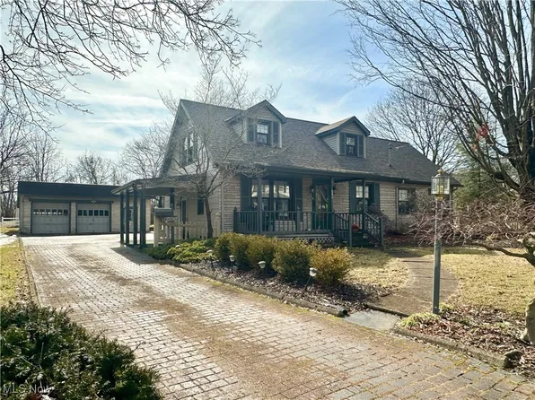 429 5th St, Niles, OH 44446