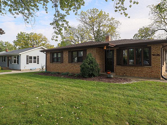 2nd image of 99 Harvey Ave