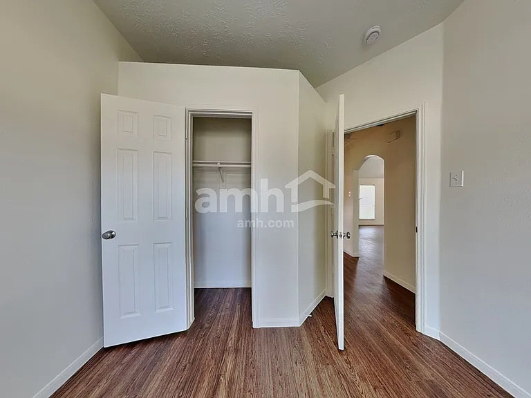 9710 Sundew Dr — Photo 13
