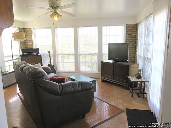 4th image of 241 Mount Pisgah Dr