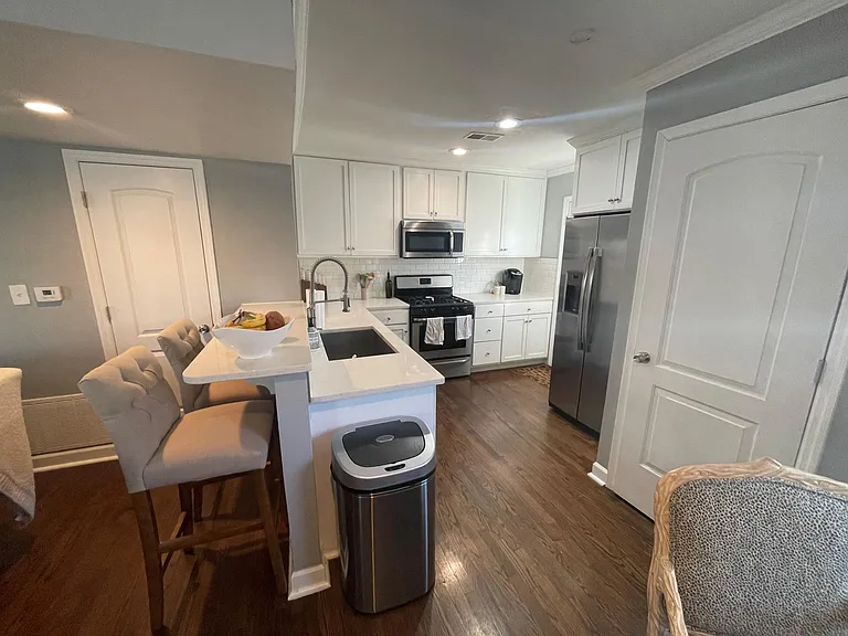 4510 Washington St — Photo 16