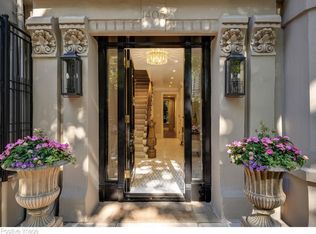 1405 N Dearborn St, Chicago, IL 60610
