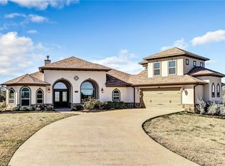 7402 Hidden Trl, Bryan, TX 77808
