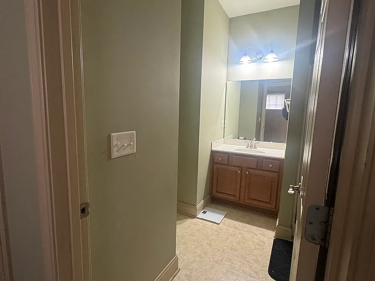 Tee Dr — Photo 8