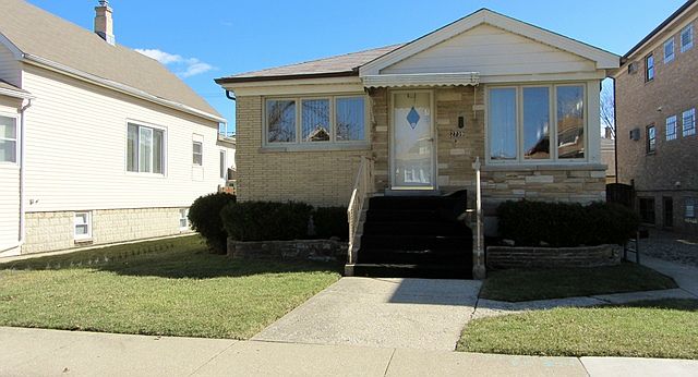 1st image of 2739 N 76th Ave