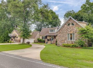 2504 Pargoud Lndg, Monroe, LA 71201