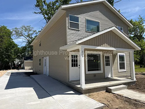 310 Allen Ave Photo 1