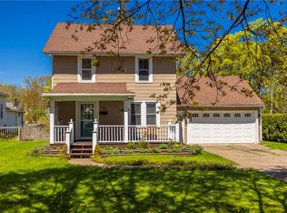 76 Gilbert Dr, Rochester, NY 14609