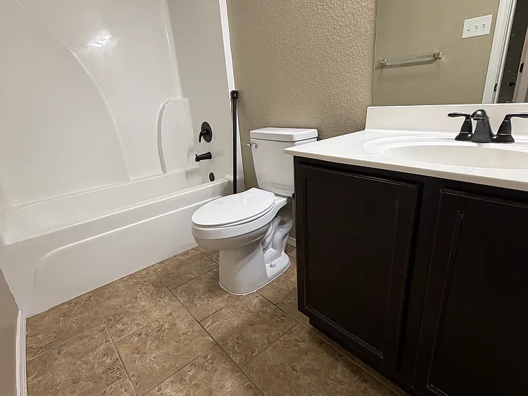 2 Dunwood Dr — Photo 10