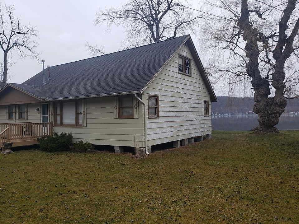 2nd image of 6037 W Lake Rd