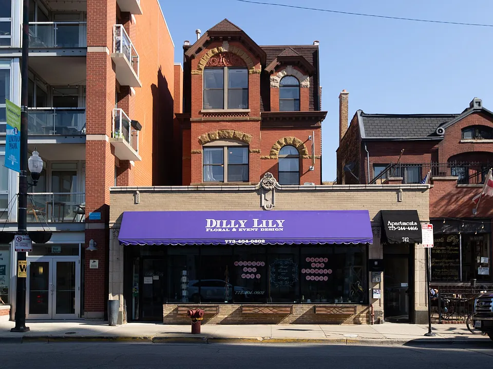 742 W. Fullerton